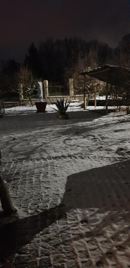 Hájovna Hněvnice Esterno foto
