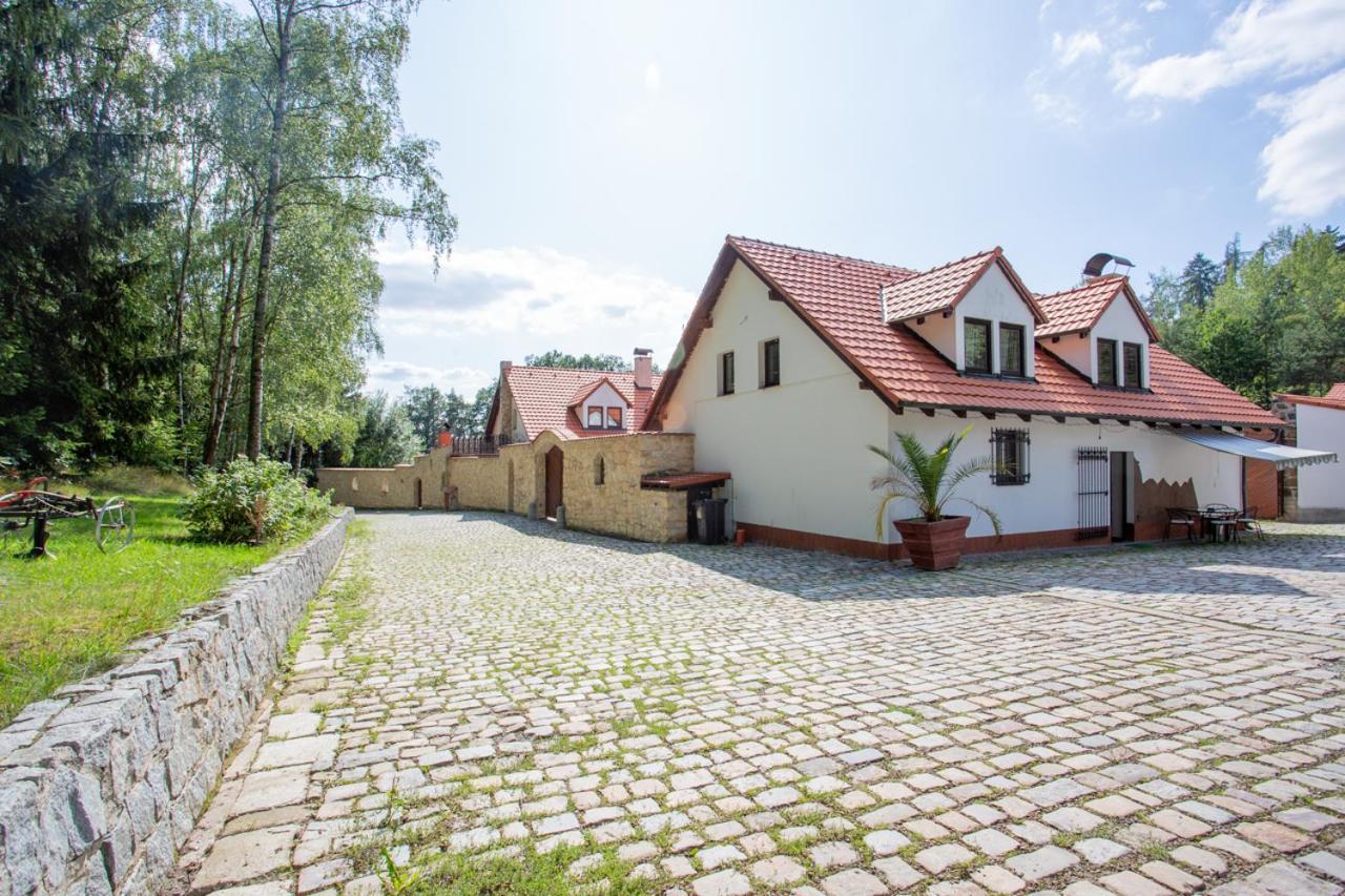 Hájovna Hněvnice Esterno foto